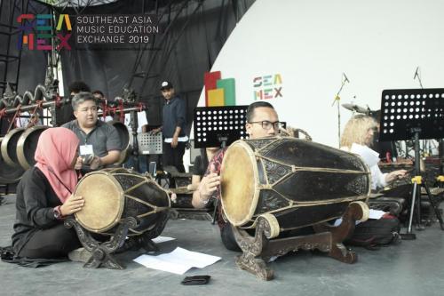 Preparation of Gamelan Shanghai (10)